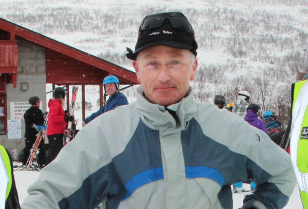 - Kok og spar på vatnet i Vestnes