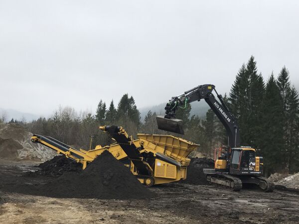 Aco Anlegg produserer vekstjord i Vatnedalen