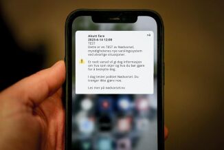 Sirenene og mobilane varslar i dag klokka 12