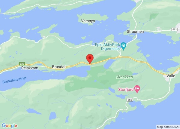 Store matrielle skader i trafikkuhell i Brusdal