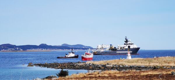 Fiskebåt på grunn