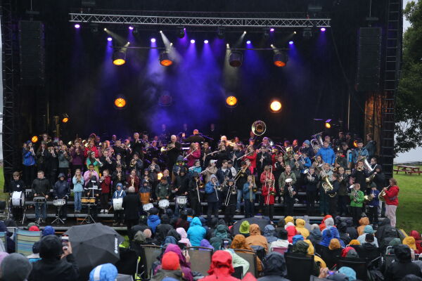 Slik gjekk det med 30 årsjubileet til Fjord Cadenza