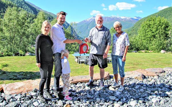 Hjertestarter til Blåtind Hotell