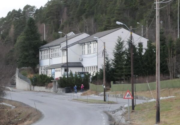 Ikkje godt nok for politikarane