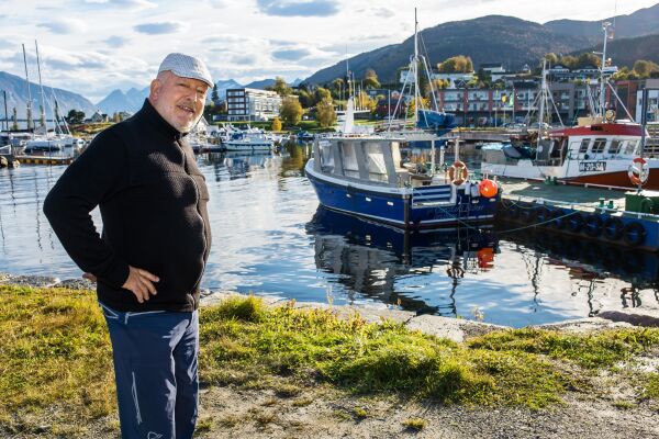 Vil rydde opp i hamnebassenget på Vestnes