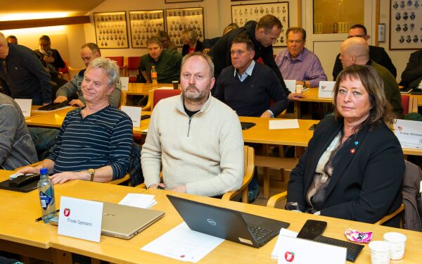 - Skrinlegg Møreaksen