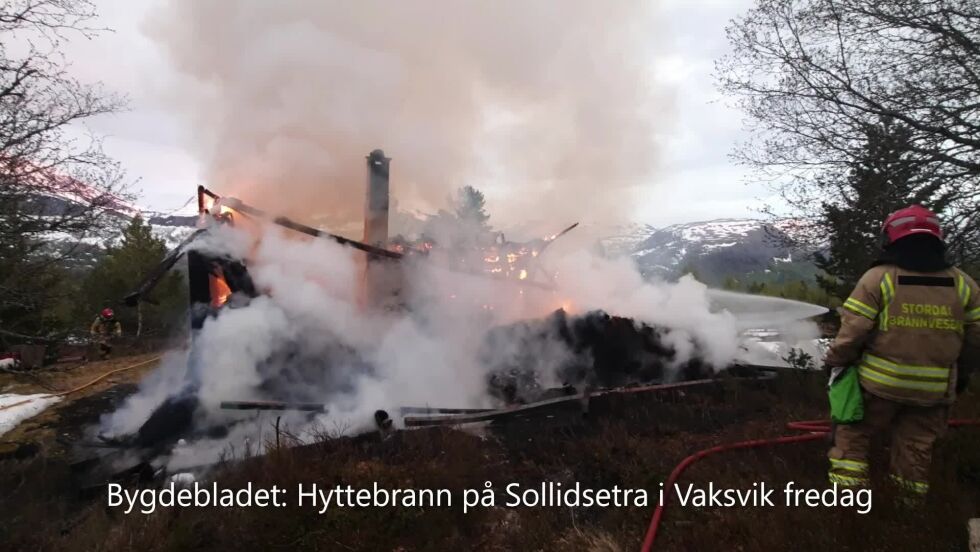 Berga seg ut av brennande hytte