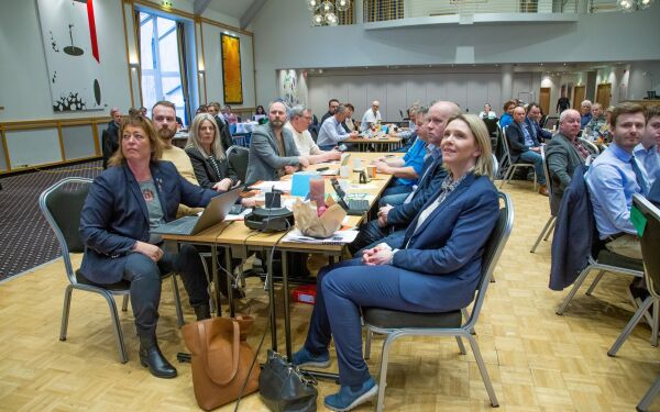 Framstegspartiet på ordførarjakt i fylket