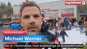 Dei yngste fekk prøve seg som brannfolk