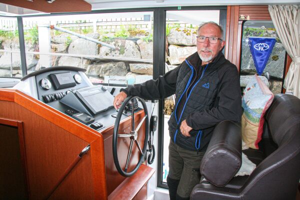 Båtglad tomrefjording ventar på tunnel