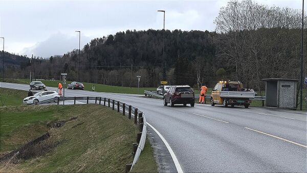 Kjede-kollisjon i morgontimane – fleire bilar involverte