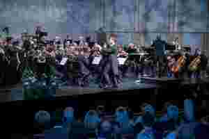 Prøver å få gjennomført konsertane