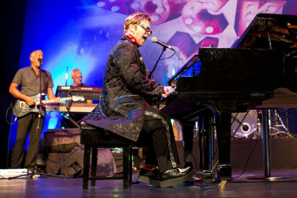 2000 billettar til London-musikalen The Rocket Man