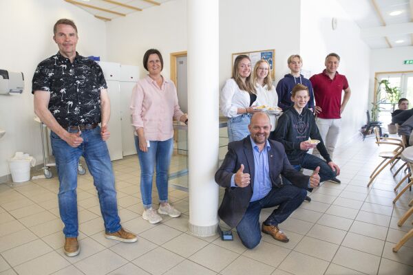 Kakefest for dyktige finalistar frå Helland ungdomsskule
