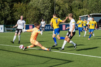 Var knusande overlegne på heimebane