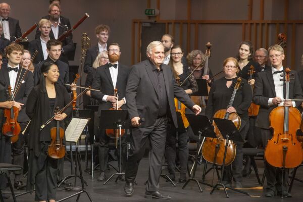 Storslått symfoni med 75 års jubilanten