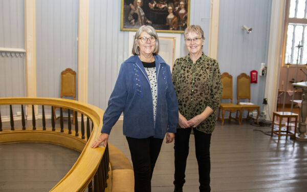 Innsparingar gir kyrkje på dugnad?