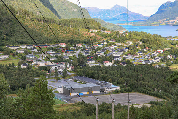 2540 var utan straum