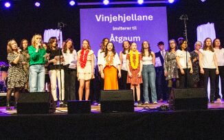 Med åtgaum til vinjehjellarane