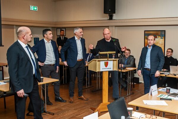 Byggestart for lakse-oppdrett på Trohaugen