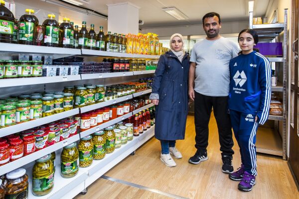 Ny butikk med internasjonal mat på Vestnes