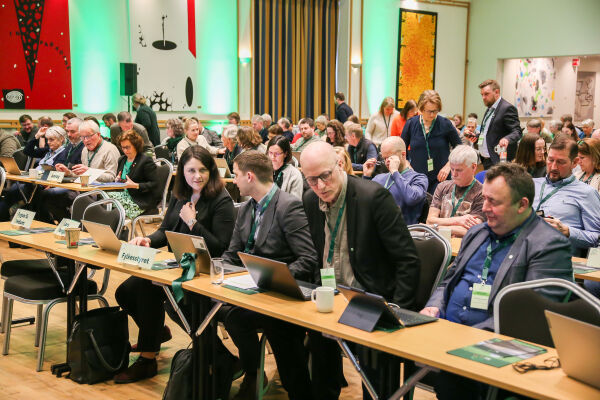 Senterpartiet har fem krav for vårt fylke