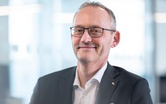 Investerar i rekefabrikk