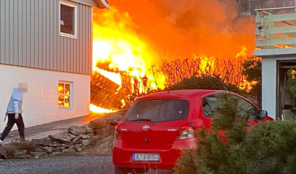 Huseigar vakna av garasjebrann på bursdagen sin