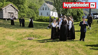 Marsjar, sol og spikring på 17. mai