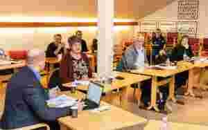 Vestnes begge vegar
