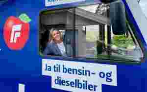 Senterpartiet puster Ap og Høgre i ryggen!