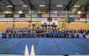 Cheerleading-show skapte køer på Sjøholt