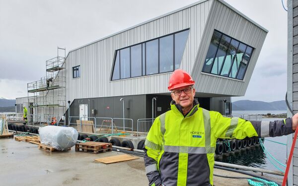 Flåten klar til å vise lakseoppdrett