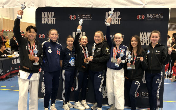 Medalje-dryss til Vestnes i karate-NM