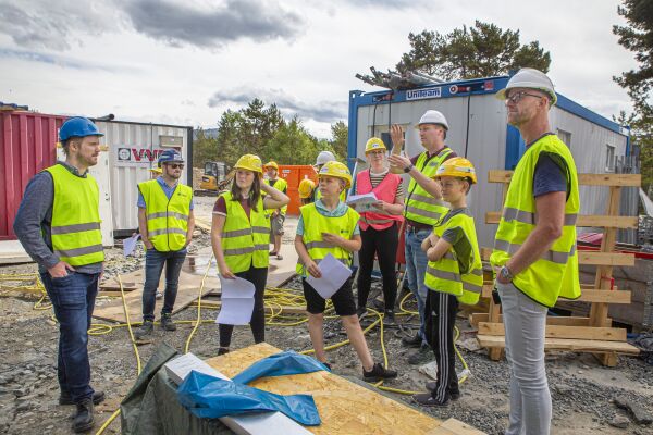 Får aula med plass til 160-170 elevar