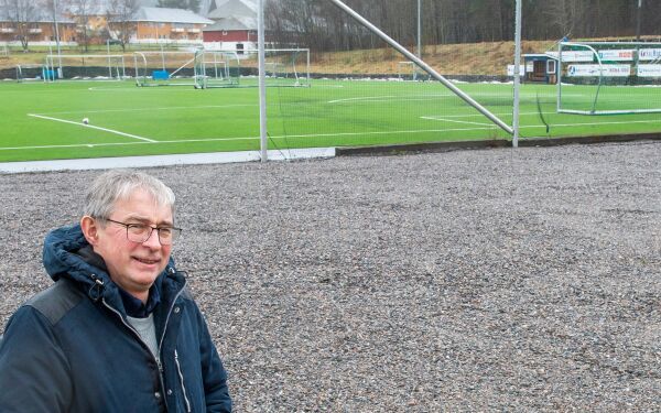 Gjenopnar underslagsak mot idrettsleiar