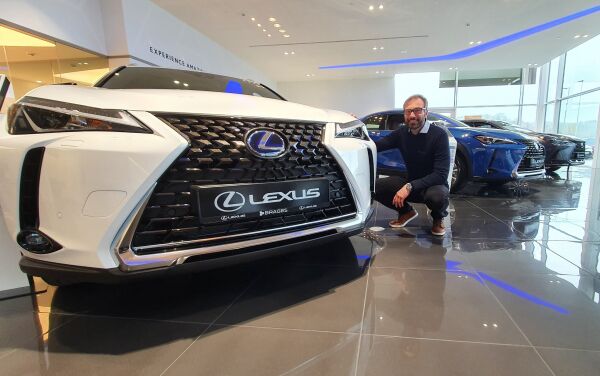 - Ein som handlar Lexus skal føle seg spesiell