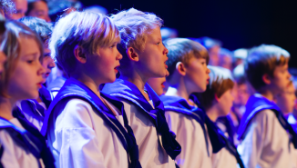 Sølvguttene syng jula inn i Ålesund til helga