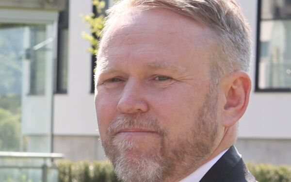 Må bruke 15 millionar på legevikarar?