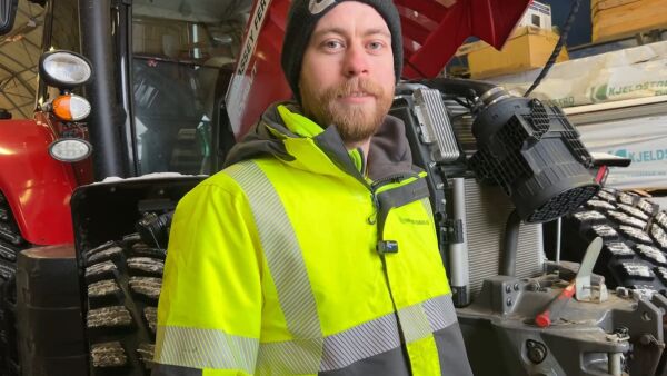 - Nokre skulle hatt seg ein tur i traktoren ei slik natt