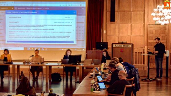 Frp: Vil vite kostnaden for flyktningar i Ålesund