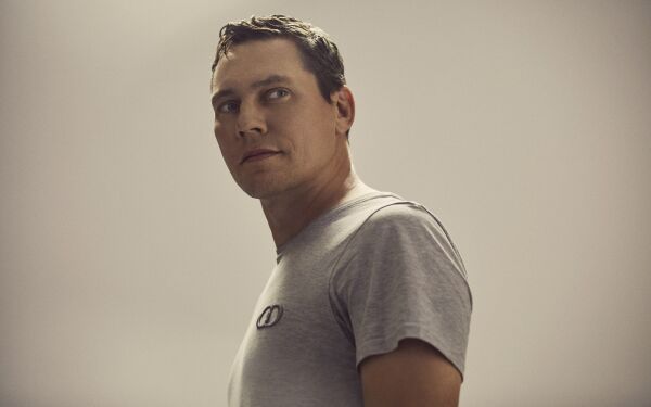 Turnéen med Tiësto og Matoma flyttes til desember 2022