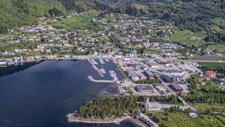 Biltjuv frå Sjøholt pågripen på ferja til Molde