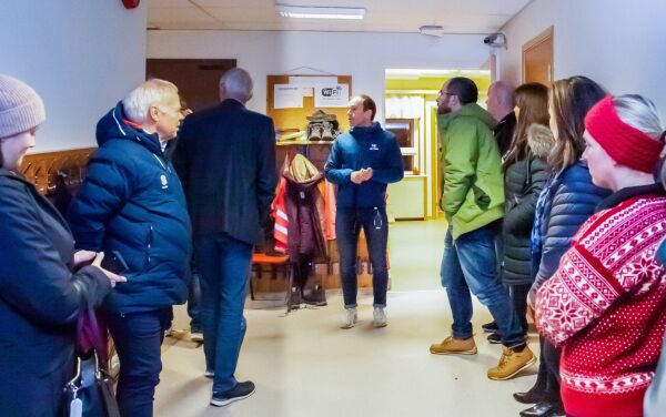 - Det smertar å sjå kva arbeidsmiljø ungane har