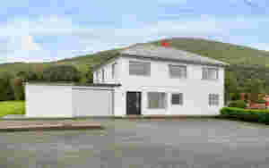 Brannskadd bustad solgt for 1.95 millionar