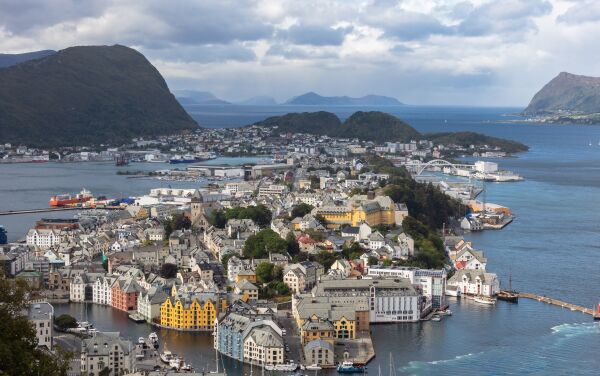 Smittetalet i Ålesund 17 gangar så høgt som for 4 veker sidan