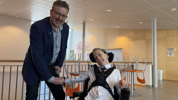 Martinus ønskte politikarane velkomen