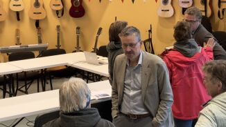 - Nytt badeanlegg i Brattvåg er ikkje spikra