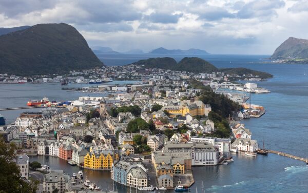 Stortingsvalkamp i nye Ålesund kommune