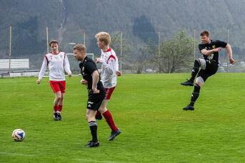 Historisk fotballkamp i Tomrefjord